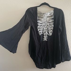 Brand new loose black blouse with lace rib details